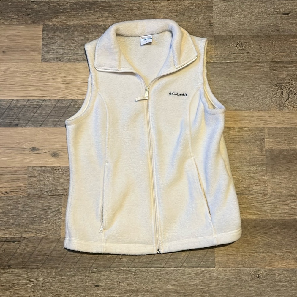 Columbia vest